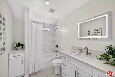 1442 Ellsmere Ave, Los Angeles, CA 90019 - Photo 10