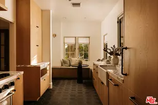 6484 Ivarene Ave, Los Angeles, CA 90068 - Photo 8