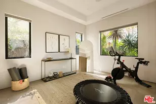 844 N Harper Ave, Los Angeles, CA 90046 - Photo 24