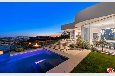 9305 Nightingale Dr, Los Angeles, CA 90069 - Photo 1