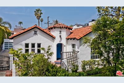 237 S Almont Dr, Beverly Hills, CA 90211 - Photo 1