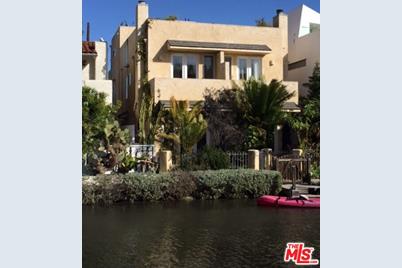 2212 Grand Canal #2214 - Photo 1