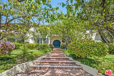 608 N Hillcrest Rd, Beverly Hills, CA 90210 - Photo 1
