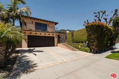 18329 Clifftop Way, Malibu, CA 90265 - Photo 1