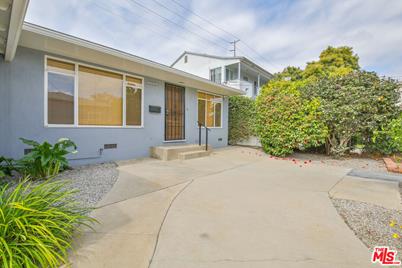 2252 20th St, Santa Monica, CA 90405 - Photo 1