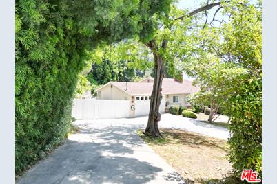 5118 Glenwood Ave, La Crescenta, CA 91214 - Photo 1