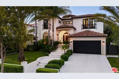 607 26th St, Santa Monica, CA 90402 - Photo 1