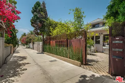 43 Dudley Ave, Venice, CA 90291 - Photo 1