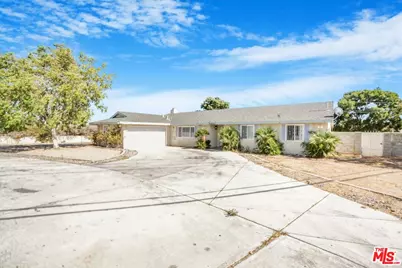14711 Manzano Rd, Victorville, CA 92392 - Photo 1