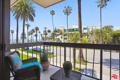 1007 Ocean Ave #204, Santa Monica, CA 90403 - Photo 1