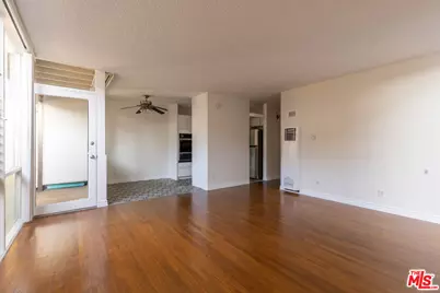 11131 Rose Ave #1, Los Angeles, CA 90034 - Photo 1