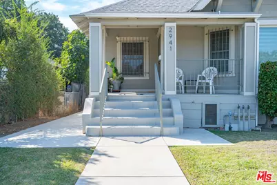 2941 S La Salle Ave, Los Angeles, CA 90018 - Photo 1
