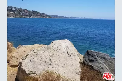 3930 Topanga Canyon Blvd, Malibu, CA 90265 - Photo 1