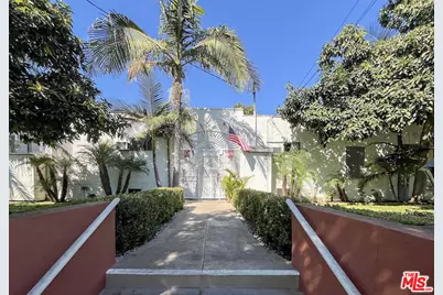 4517 Franklin Ave #1/2, Los Angeles, CA 90027 - Photo 1