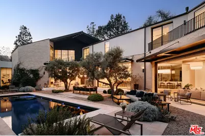 1054 Angelo Dr, Beverly Hills, CA 90210 - Photo 1
