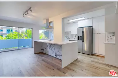 435 N Oakhurst Dr #401, Beverly Hills, CA 90210 - Photo 1