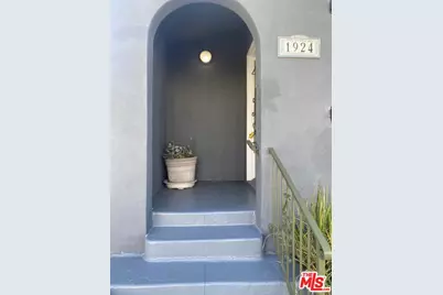 1924 3rd St, Santa Monica, CA 90405 - Photo 1