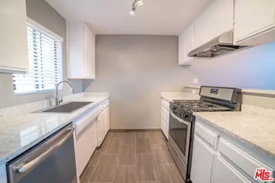 3970 Moore St #5, Los Angeles, CA 90066 - Photo 1