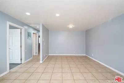 312 E 92nd St #314, Los Angeles, CA 90003 - Photo 1