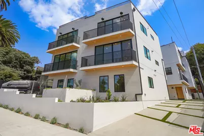 966 Sanborn Ave, Los Angeles, CA 90029 - Photo 1