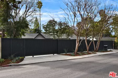 4512 Libbit Ave, Encino, CA 91436 - Photo 1