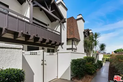 2225 Artesia Blvd #5, Torrance, CA 90504 - Photo 1