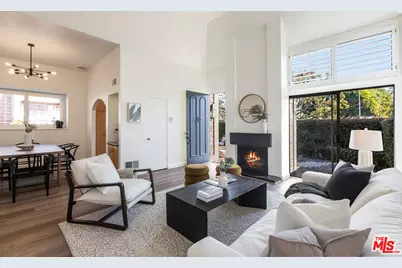 4650 Glencoe Ave #3, Marina del Rey, CA 90292 - Photo 1