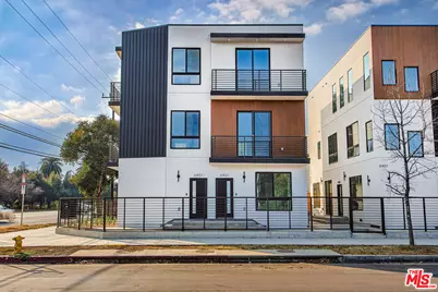 6401 Odessa Ave, Lake Balboa, CA 91406 - Photo 1