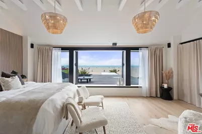 653 Palisades Beach Rd, Santa Monica, CA 90402 - Photo 1