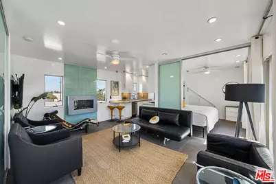 11 24th Ave #3, Venice, CA 90291 - Photo 1