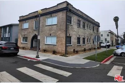 310 W 8th St, Long Beach, CA 90813 - Photo 1