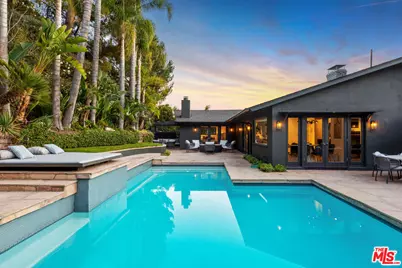 1744 N Doheny Dr, Los Angeles, CA 90069 - Photo 1
