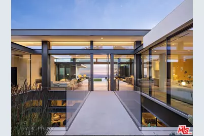 9006 Thrasher Ave, Los Angeles, CA 90069 - Photo 1