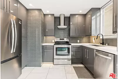 10747 Wilshire Blvd #1103, Los Angeles, CA 90024 - Photo 1