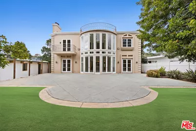 716 N Kenter Ave, Los Angeles, CA 90049 - Photo 1