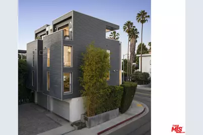 1001 N Crescent Heights Blvd, Los Angeles, CA 90046 - Photo 1