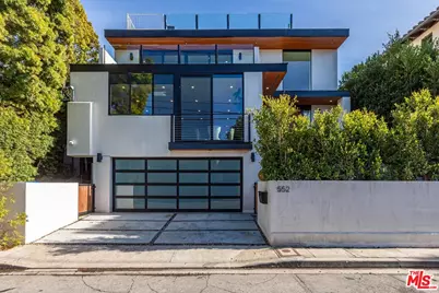 552 Stassi Ln, Santa Monica, CA 90402 - Photo 1