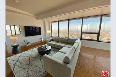 1100 Wilshire Blvd #3502, Los Angeles, CA 90017 - Photo 1