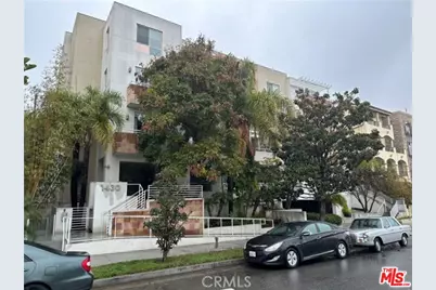1430 S Beverly Glen Blvd #302, Los Angeles, CA 90024 - Photo 1