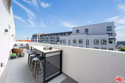 1130 N Orange Dr #501, Los Angeles, CA 90038 - Photo 1