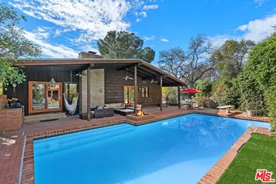 23111 Dolorosa St, Woodland Hills, CA 91367 - Photo 1