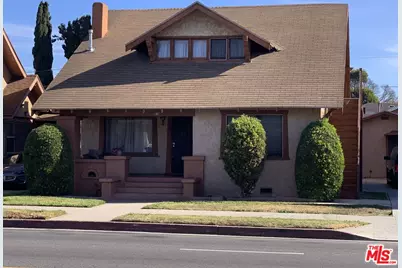 4164 S Normandie Ave, Los Angeles, CA 90037 - Photo 1