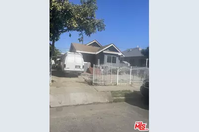 1353 E 41st Pl, Los Angeles, CA 90011 - Photo 1