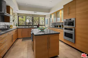 10430 Wilshire Blvd, Los Angeles, CA 90024 - Photo 1