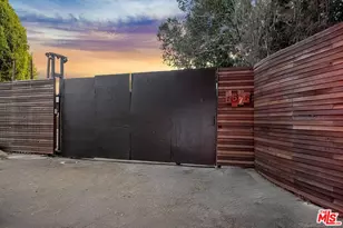 8576 Cole Crest Dr, Los Angeles, CA 90046 - Photo 1