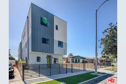 624 W 83rd St #624 1/4, Los Angeles, CA 90044 - Photo 1