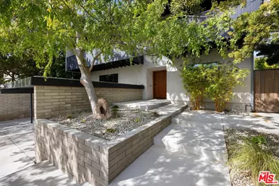 568 N Greencraig Rd, Los Angeles, CA 90049 - Photo 1