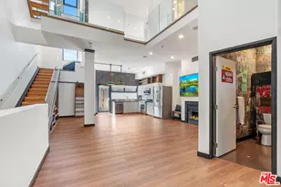 815 Hampton Dr, Venice, CA 90291 - Photo 1