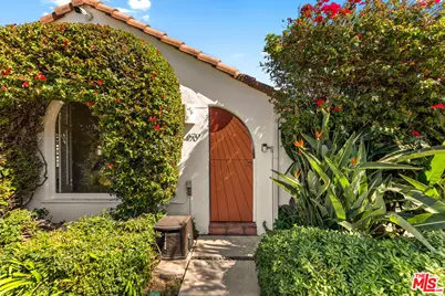 470 S Swall Dr, Beverly Hills, CA 90211 - Photo 1