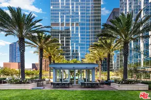 877 Francisco St, Los Angeles, CA 90017 - Photo 1